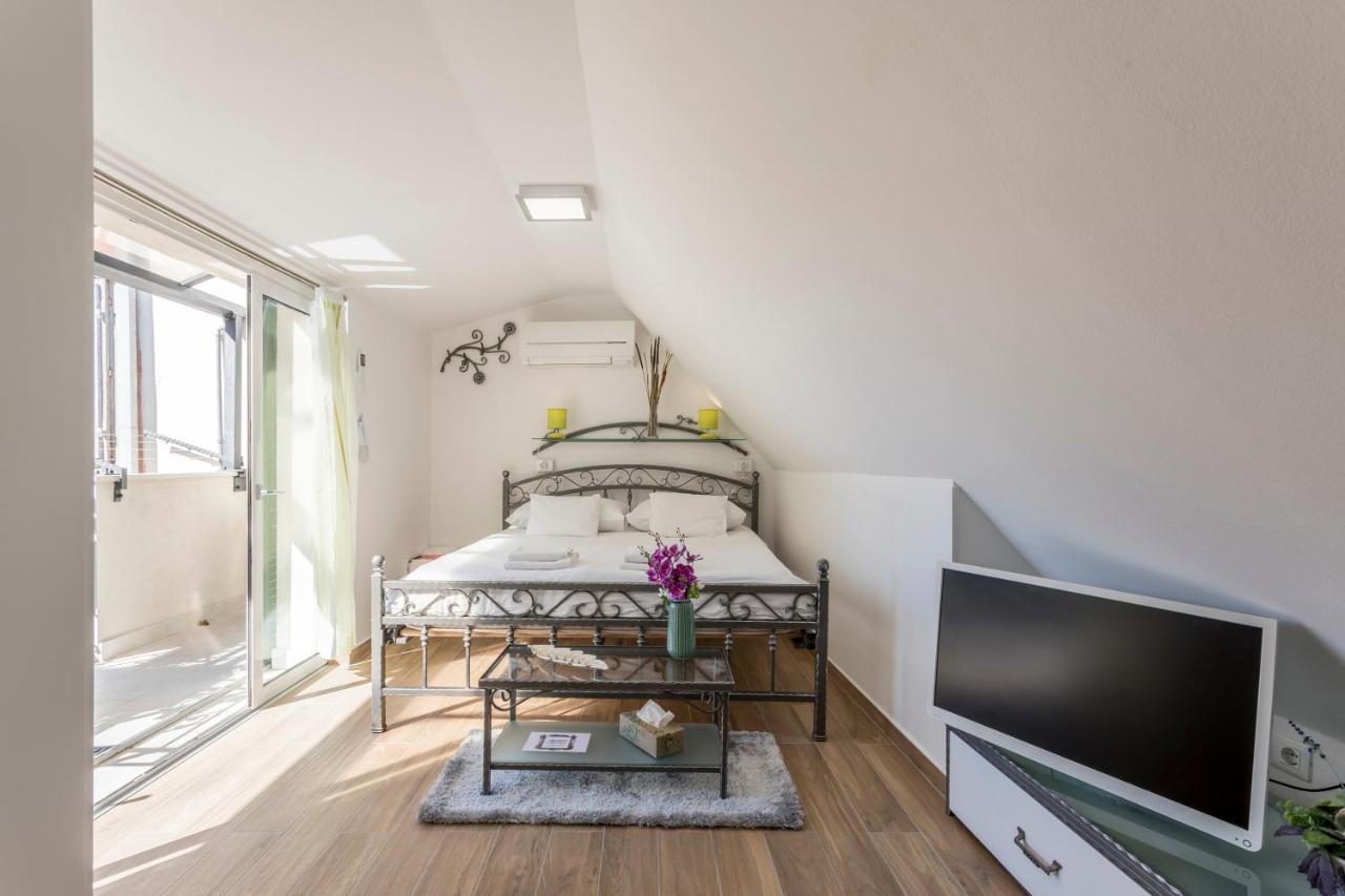 Apartament And Erede
